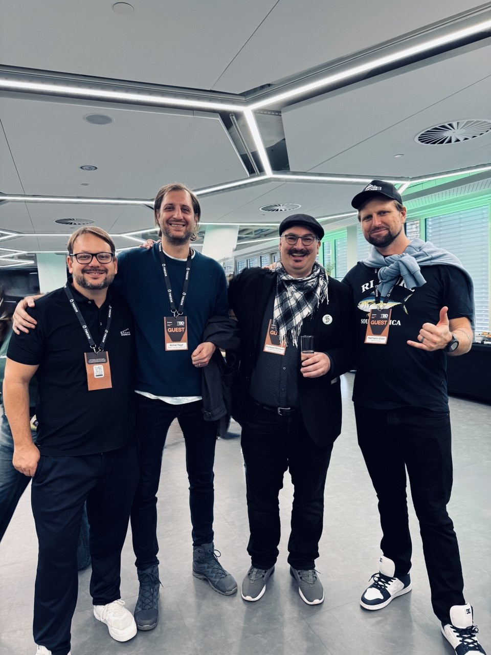 Simon Doser mit Netzwerk